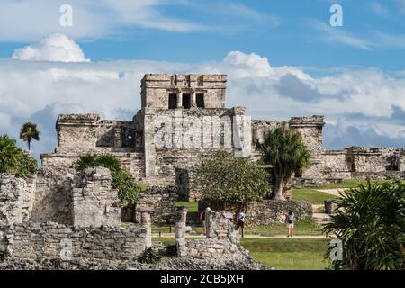 El Castillo or the Castle is the largest temple in the ruins of the Mayan city of Tulum on the coast of the Caribbean Sea.    Tulum National Park, Qui Stock Photo