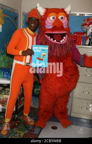 LOS ANGELES - MAR 1:  Lance Robertson, DJ Lance Rock, Yo Gabba Gabba Characters at the Read Across America Event at the Ardella B. Tibby K – 8 School on March 1, 2019 in Compton, CA Stock Photo