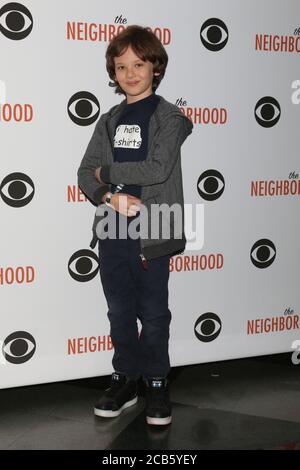 LOS ANGELES - NOV 18:  Hank Greenspan at the The Neighbohood Celebrates the 'Welcome to Bowling' Episode at Pinz Bowling Alley on November 18, 2019 in Studio City, CA Stock Photo