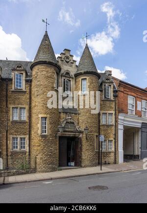 The castle-like Memorial Hall, Castilian Street, Northampton, UK; from 1921 by local architect Alexander Ellis Anderson Stock Photo