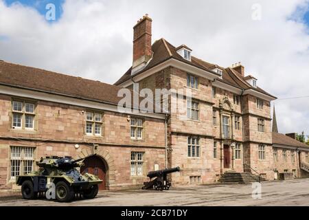 Great Castle House 1672 wings added later now HQ barracks for Royal Monmouthshire Royal Engineers regiment. Monmouth, Monmouthshire, Wales, UK Stock Photo