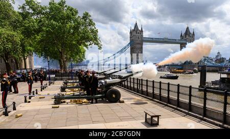 Gun salute fired by the Honourable Artillery Company at HM Tower of London, London, England, UK Stock Photo