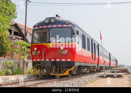 Pursat, Cambodia - Train bound for Battambang at Pursat Railway station in Pursat, Cambodia. Cambodia has 612km of 1000mm metre gauge rai Stock Photo