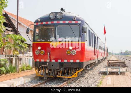 Pursat, Cambodia - Train bound for Battambang at Pursat Railway station in Pursat, Cambodia. Cambodia has 612km of 1000mm metre gauge rai Stock Photo