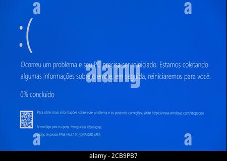Fuji City, Shizuoka Prefecture, Japan - March 15, 2020: Blue Screen of Death (BSoD) - Windows 10 operating system problem message. Stock Photo