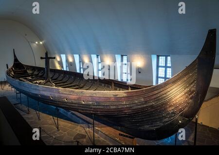 THE GOKSTAD SHIP (890 AD) [DISCOVERED 1880]            VIKING SHIP MUSEUM              OSLO NORWAY
