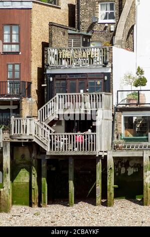 London, UK, October 22, 2016 : The Grapes public house inn at Limehouse is an early 18th century tavern on the River Thames and is a popular travel de Stock Photo