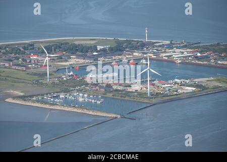 Norden, Germany. 07th Aug, 2020. Ships lie in the port of Borkum. Credit: Sina Schuldt/dpa/Alamy Live News Stock Photo