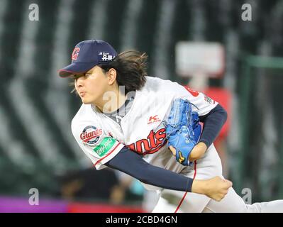 Amateur baseball player Kim Seo-jin drafted by Lotte Giants