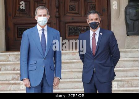 (200813) -- MALLORCA, Aug. 13, 2020 (Xinhua) -- Spain's King Felipe VI (L) meets with Prime Minister Pedro Sanchez in the Palacio de Marivent in Mallorca, Spain, Aug. 12, 2020. Spanish Prime Minister Pedro Sanchez met King Felipe VI on Wednesday for the first time since Felipe's father and former king Juan Carlos I announced last week that he was leaving the country. (Spanish Royal Household/Handout via Xinhua) Stock Photo