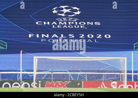 Lisbon, Portugal, 12th August 2020,  Estádio José Alvalade XXI, football stadium at the training session the quarterfinal UEFA Champions League match final tournament RB LEIPZIG - ATLETICO MADRID  in Season 2019/2020.  © Peter Schatz / Alamy Live News    - UEFA REGULATIONS PROHIBIT ANY USE OF PHOTOGRAPHS as IMAGE SEQUENCES and/or QUASI-VIDEO -  National and international News-Agencies OUT Editorial Use ONLY Stock Photo