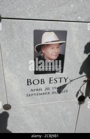 Hollywood, California, USA 13th August 2020 A general view of atmosphere of producer/songwriter Bob Esty's Grave at Hollywood Forever Cemetery on August 13, 2020 in Hollywood, California, USA. Photo by Barry King/Alamy Stock Photo Stock Photo