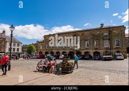 Alnwick Market Place, Alnwick, Northumberland, UK Stock Photo