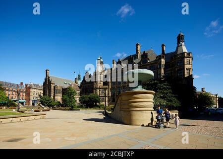 Grade I listed Renaissance Revival style Sheffield Town Hall by architect Edward William Mountford with Peace Gardens in front Stock Photo