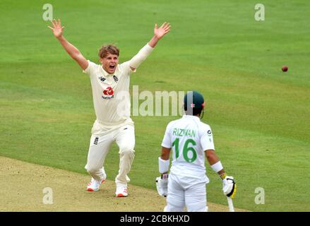 England's Sam Curran appeals unsuccessfully for a wicket during day two of the Second Test match at the Ageas Bowl, Southampton. Stock Photo