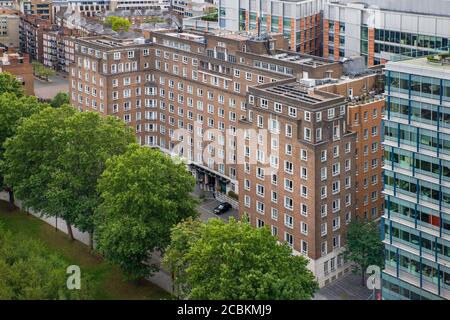 England, London, London School of Economics, Bankside House Student Accommodation and Summer tourist rental accommodation, Viewed from the Tate Modern Stock Photo