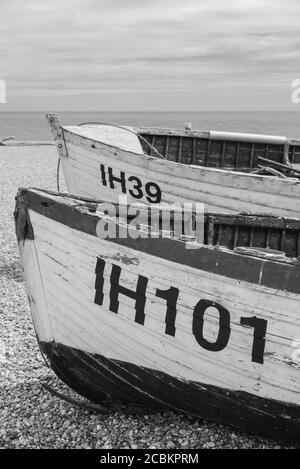Old Suffolk fishing boats - Aldeburgh Beach Stock Photo