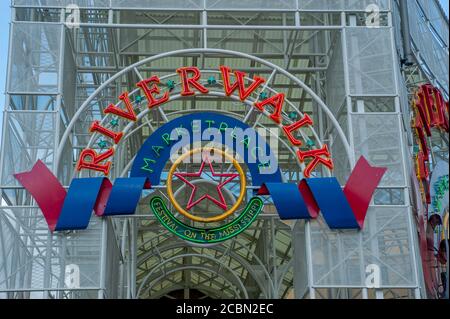 Riverwalk Marketplace, New Orleans Stock Photo - Alamy