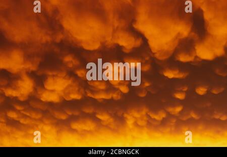 Mammatus Clouds, Apocalyptic sky in Mexico Stock Photo