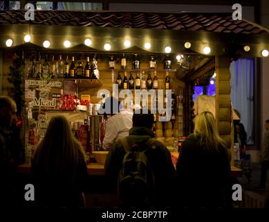 Christmas market bar stall, pub, mead, Highland, bottles, booze, drinks, open air, alcohol, festive, wide variety, service, street photography Stock Photo
