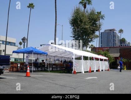 Los Angeles, California, USA 14th August 2020 A general view of atmosphere of Denny's restaurant outdoor dining on Sunset Blvd on August 14, 2020 in Los Angeles, California, USA. Photo by Barry King/Alamy Live News Stock Photo