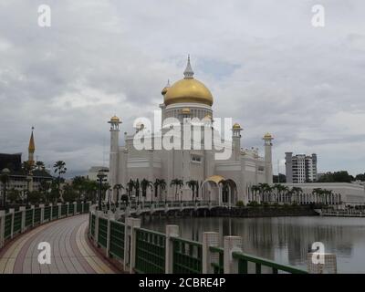 Sultan Omar Ali Saifuddin Mosque in Bandar Seri Begawan. Brunei. Stock Photo