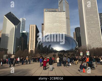 The famous Cloud Gate sculpture (nicknamed The bean) at millennium park. Chicago, Illinois / United States. Stock Photo