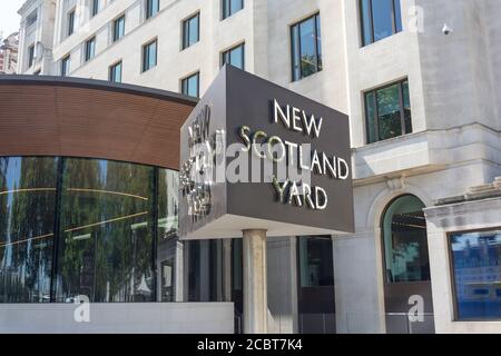 Rotating sign on the New Scotland Yard building, Victoria Embankment, City of Westminster, Greater London, England, United Kingdom Stock Photo