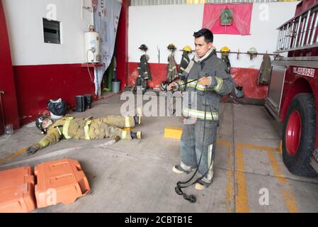 Coatepec, Veracruz, México. 15th Aug, 2020. A group of volunteer fireginghters are making his training exercises for rescue and to remove posible injures persons. This gropu of volnteers work in moore tnah 10 communities and they are the responsables to do the rescue and movilizations of COVID-19 patients. Credit: Hector Adolfo Quintanar Perez/ZUMA Wire/Alamy Live News Stock Photo