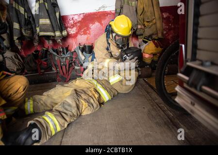 Coatepec, Veracruz, México. 15th Aug, 2020. A group of volunteer fireginghters are making his training exercises for rescue and to remove posible injures persons. This gropu of volnteers work in moore tnah 10 communities and they are the responsables to do the rescue and movilizations of COVID-19 patients. Credit: Hector Adolfo Quintanar Perez/ZUMA Wire/Alamy Live News Stock Photo