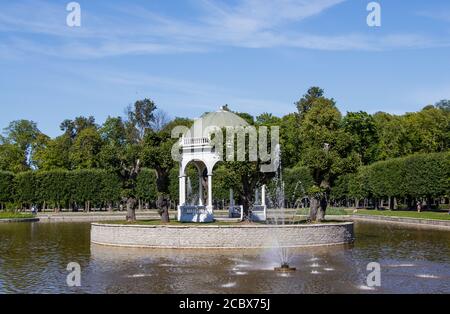 Swan or Lower Pond with fountains and an island with a rotunda in Kadriorg Park Stock Photo
