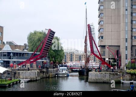 Lifting Bridge from St Katerhine's Dock into the Thames,with the Tower Hotel on the right of frame. Stock Photo
