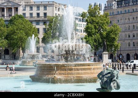 Fountains in Trafalgar Square, City of Westminster, Greater London, England, United Kingdom Stock Photo