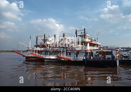 STEAMBOATS ON THE MISSISSIPPI RIVER, MISSOURI, USA, 70s Stock Photo