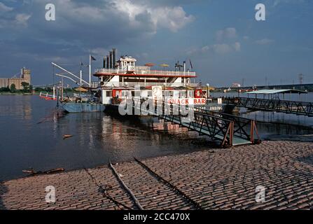 STEAMBOATS ON THE MISSISSIPPI RIVER, MISSOURI, USA, 70s Stock Photo