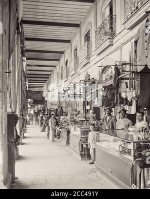 Old Havana. Vendors’ stalls in the Mercado Tocon. Cuba. 1904 Stock Photo