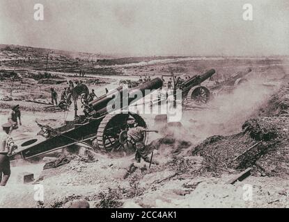 The Worl War I. The 39th Siege Battery artillery in action in the Fricourt-Mametz Valley. August, 1916. Stock Photo