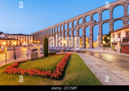Roman aqueduct, Segovia, Castile and Leon, Spain Stock Photo
