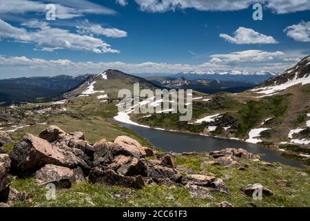 Mountain view of an alpine lake on the top of the Beartooth Pass (Highway 212) in Montana Stock Photo