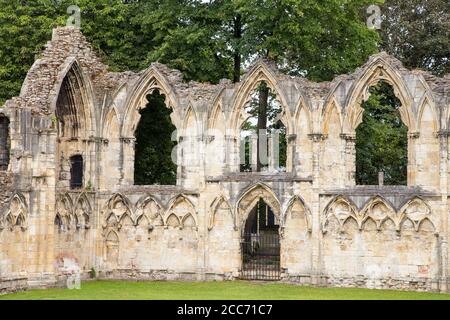 St Mary's Abbey ruins in York Museum Gardens, Yorkshire, England Stock Photo