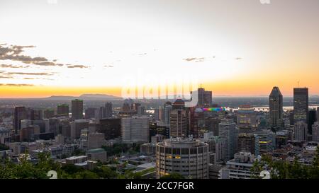Montreal sunrise viewed from Mount Royal with city skyline in the morning Stock Photo