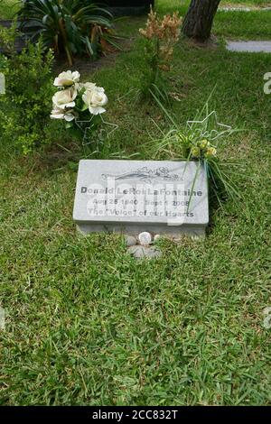 Hollywood, California, USA 17th August 2020 A general view of atmosphere voice actor Donald LeRoi La Fontaine's Grave at Hollywood Forever Cemetery on August 17, 2020 in Hollywood, California, USA. Photo by Barry King/Alamy Stock Photo Stock Photo