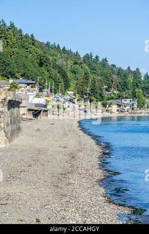 A view of waterfront homes along Three Tree Point in Burien, Washington ...