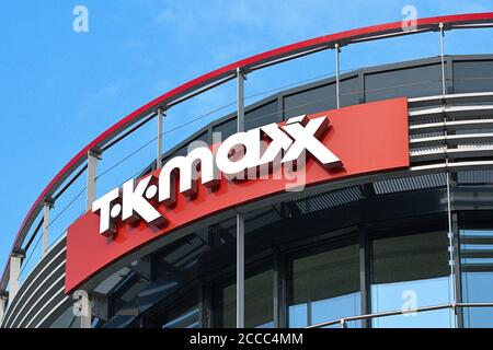 A logo sign outside of a TJ Maxx retail store in Columbia, Maryland on  April 13, 2018 Stock Photo - Alamy