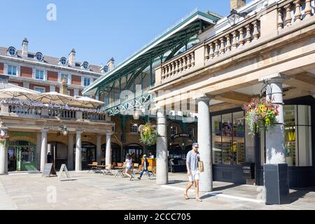 Apple Market, Covent Garden Market Square, Covent Garden, City of Westminster, Greater London, England, United Kingdom Stock Photo