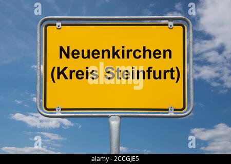 Ortstafel Neuenkirchen (Kreis Steinfurt), Nordrhein-Westfalen, Deutschland | Place name sign Neuenkirchen (Kreis Steinfurt), North Rhine-Westphalia, G Stock Photo