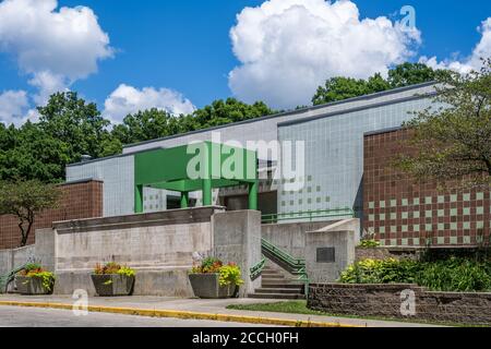 Ashworth Swimming Pool designed by Bussard/Dukis Associates Stock Photo