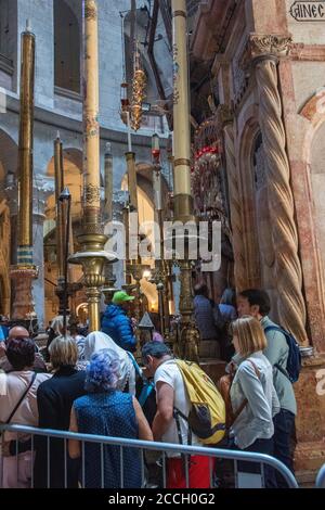 Israel, Jerusalem, Old City, Via Dolorosa, Church of the Holy Sepulchre. Interior Stock Photo