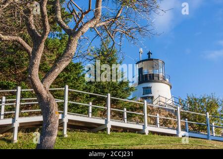 Owl's Head Lighthouse in Owl's Head State Park in Maine was built in 1825, with its powerful fog horn and its fourth-order Fresnel lens. Stock Photo