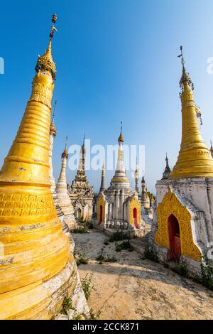 Myanmar, Shan state, Inn Thein, Golden stupas at Shwe Inn Dein pagoda Stock Photo